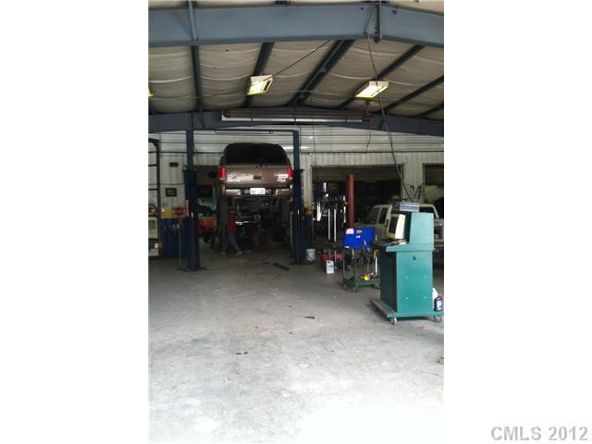 7601 Old Statesville Rd., Charlotte, NC 28269 Photo 3