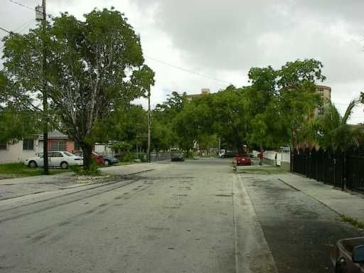 1942 N.W. 30 St., Miami, FL 33142 Photo 4