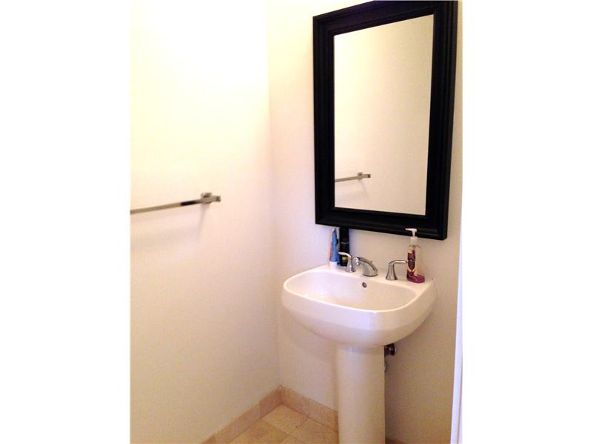 1050 Brickell Ave., Miami, FL 33131 Photo 12